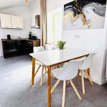 דירה Sh-apartments-stilvolles In Der Altstadt ארפורט