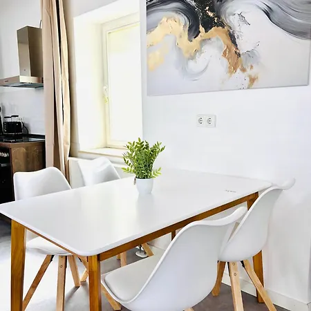 Sh-apartments-stilvolles In Der Altstadt